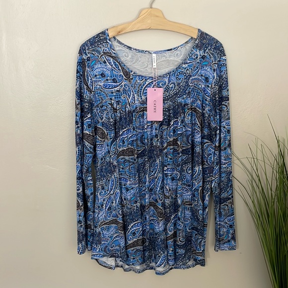 cathy Tops - NWT Cathy Paisley Top. 3XL